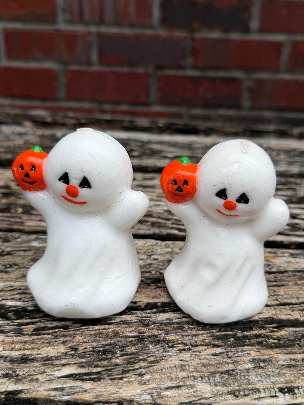 Vintage Pair of Unused Gibson Greetings 3.5” Ghost w Pumpkin Halloween Candles